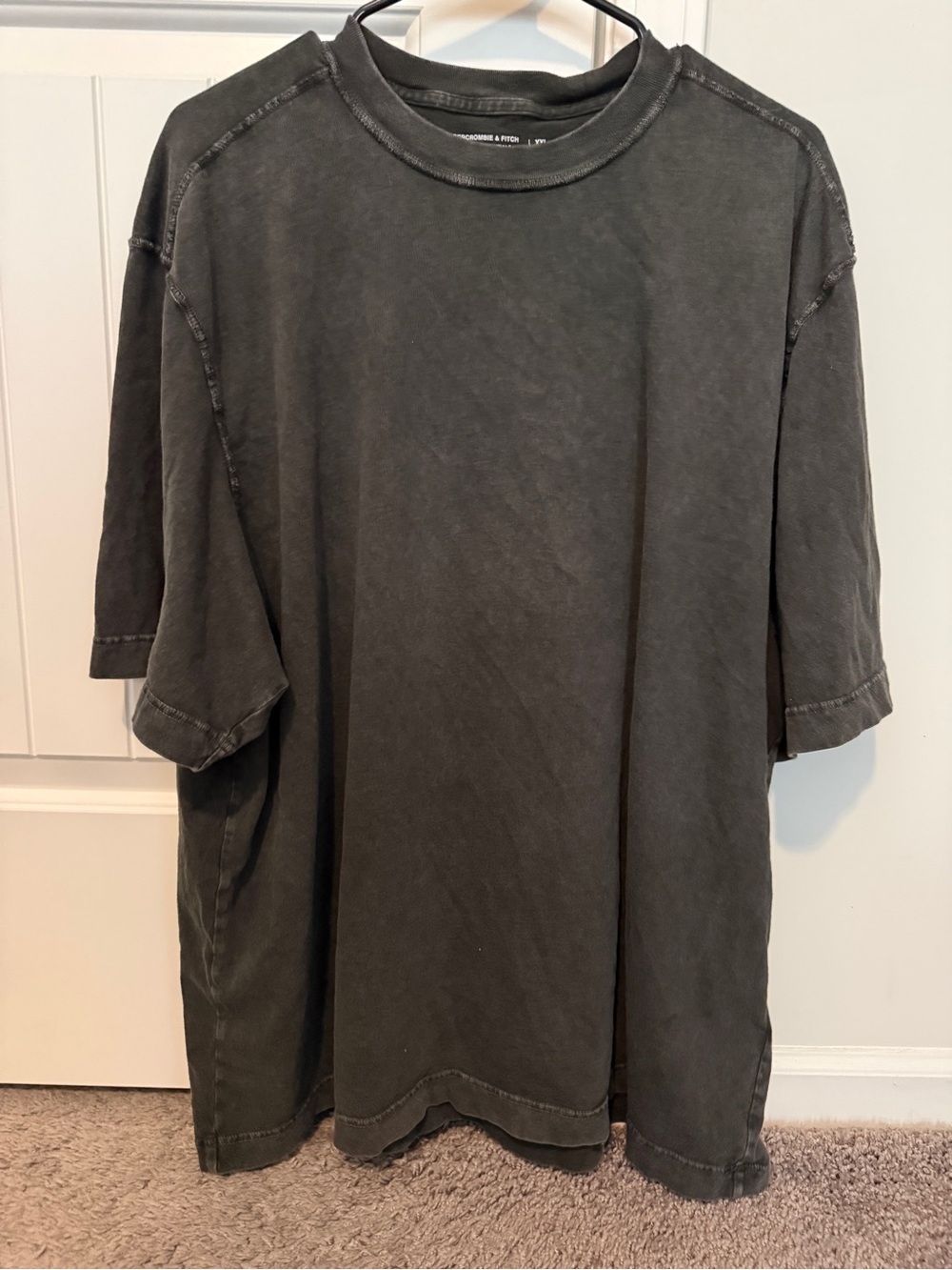 Abercrombie & Fitch Men's Vintage Washed Black Crewneck T-Shirt